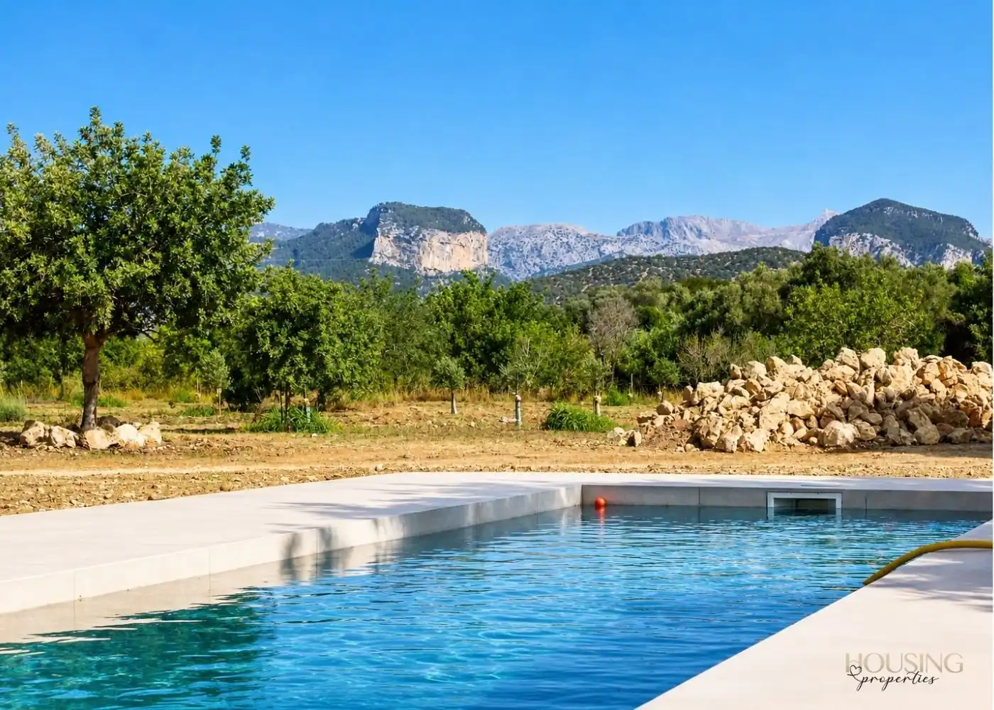 Swimming pool of Country homes for rent in Consell  with Air Conditioner, Heating and Private garden