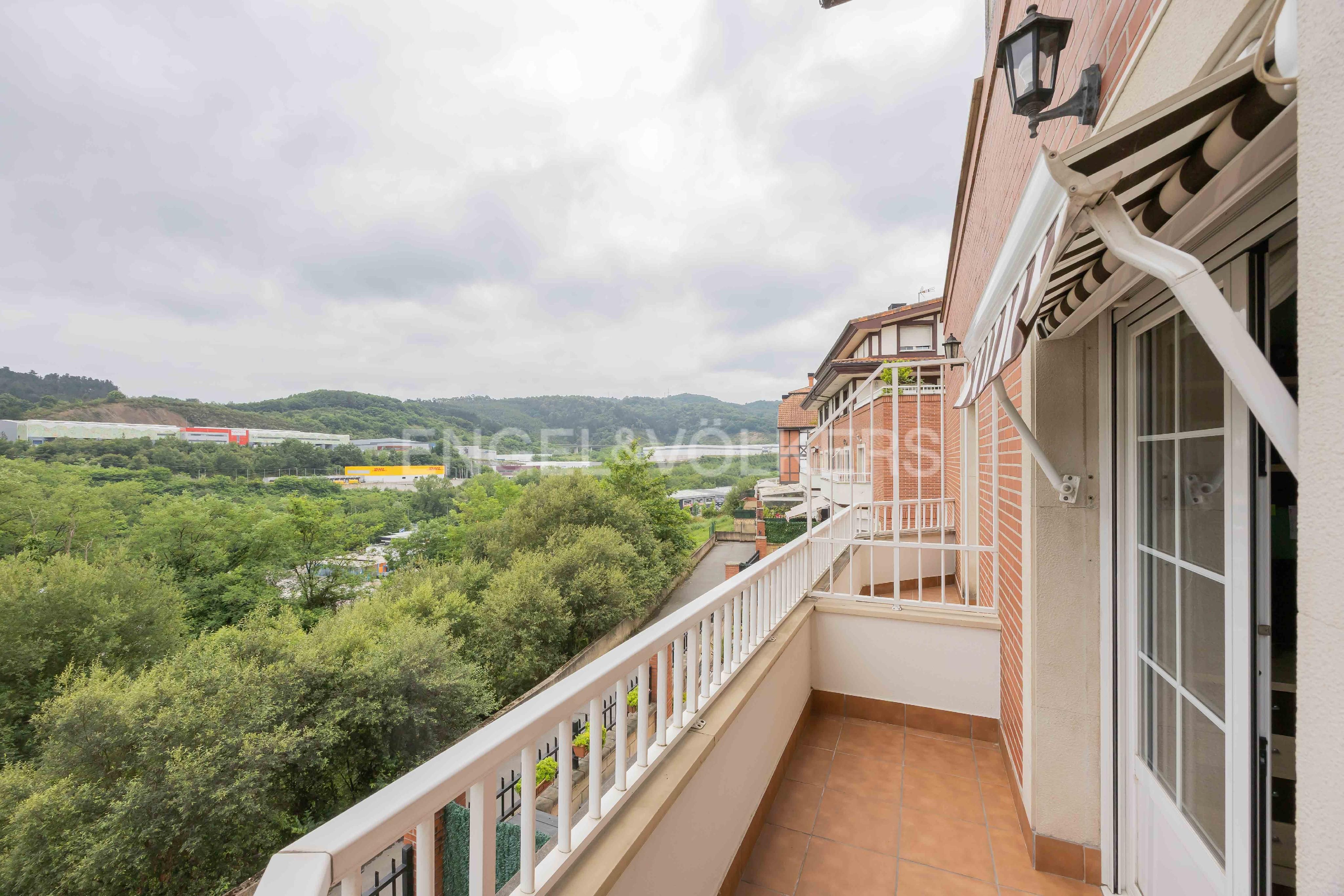 Terrace of Single-family semi-detached for sale in Galdakao  with Heating, Private garden and Terrace