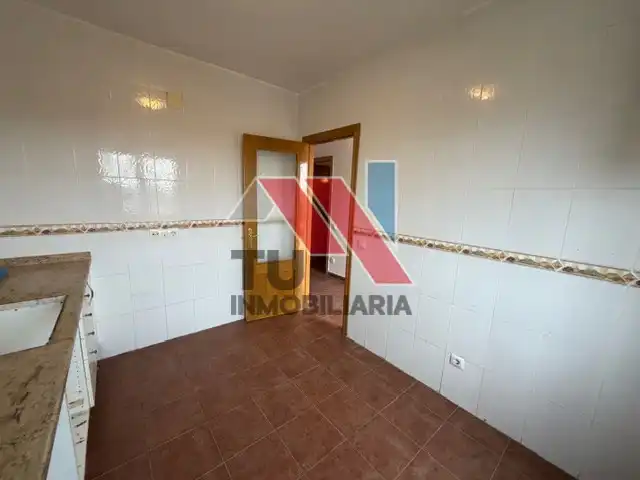 Dormitori de Casa o xalet en venda en Otero amb Calefacció, Jardí privat i Balcó