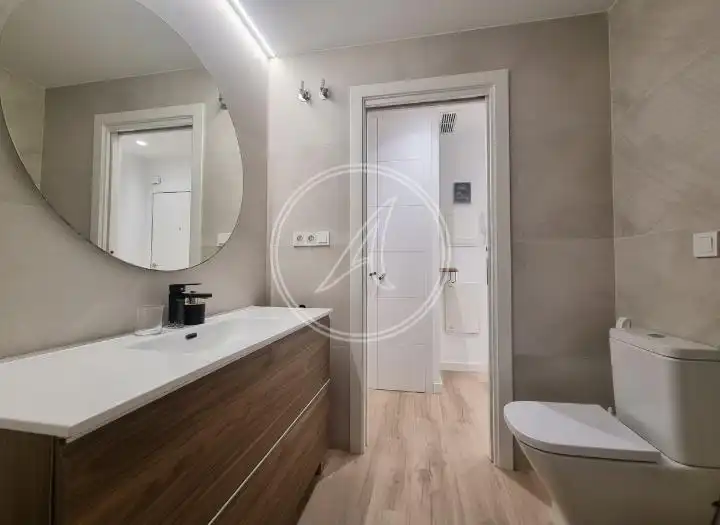Piso con ascensor en venta en Avenida Condes de Soto Ameno, imagen 21