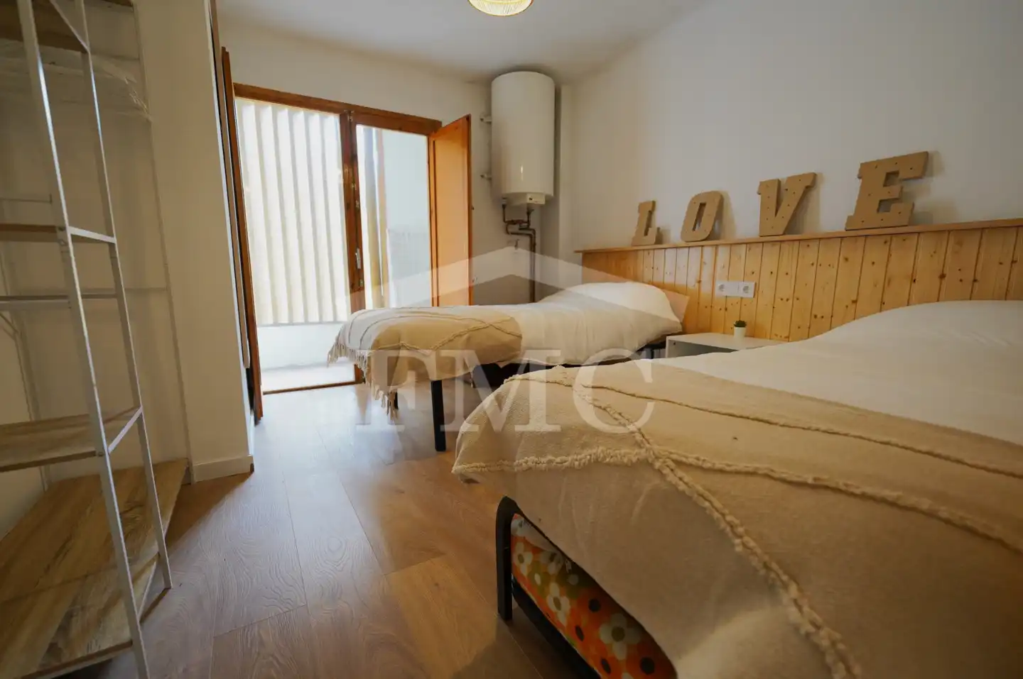 Bedroom of Flat for rent in Alp  with Heating, Parquet flooring and Storage room