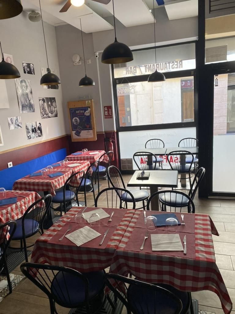 Local en traspaso en Centre