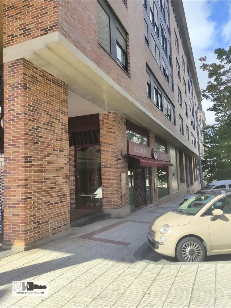 Business premises for sale in Plaza Rafael Alberti, imagen 8