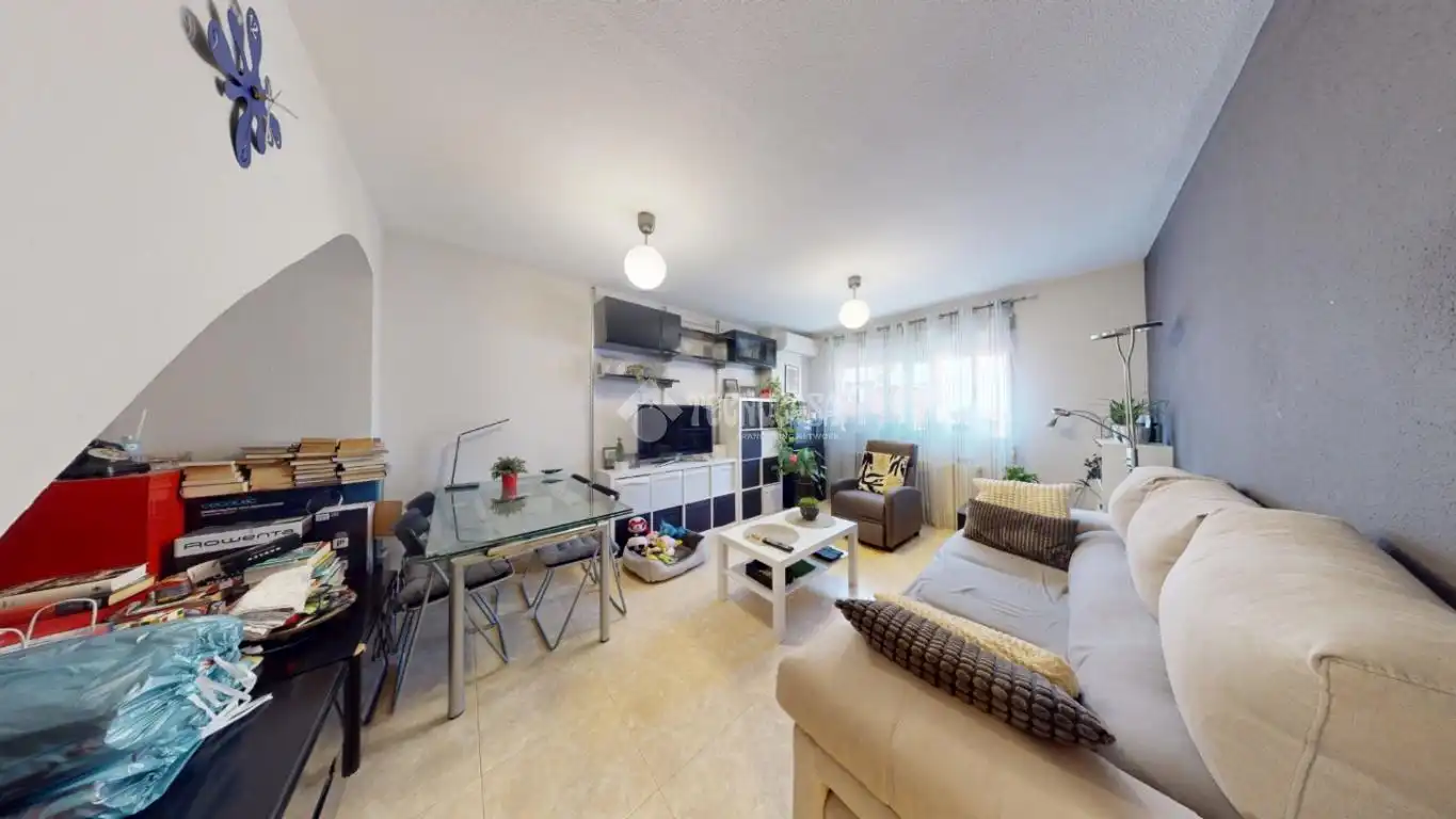 Wohnzimmer von Wohnung zum Verkauf in Azuqueca de Henares mit Klimaanlage und Heizung