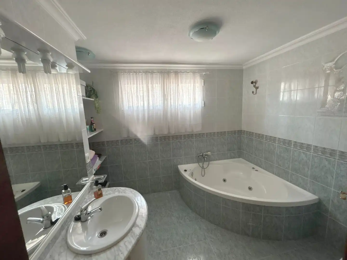 Baño de Casa o chalet en venta en Mutxamel con Jardín privado, Terraza y Trastero