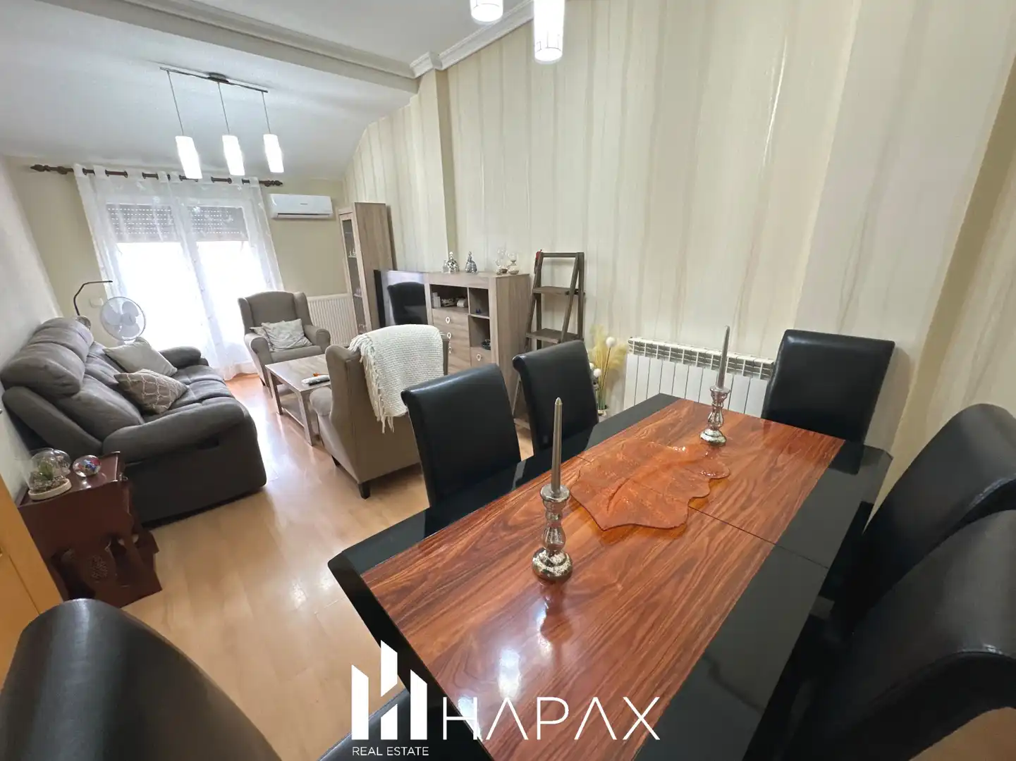 Comedor de Piso en venta en Moriscos con Calefacción y Terraza