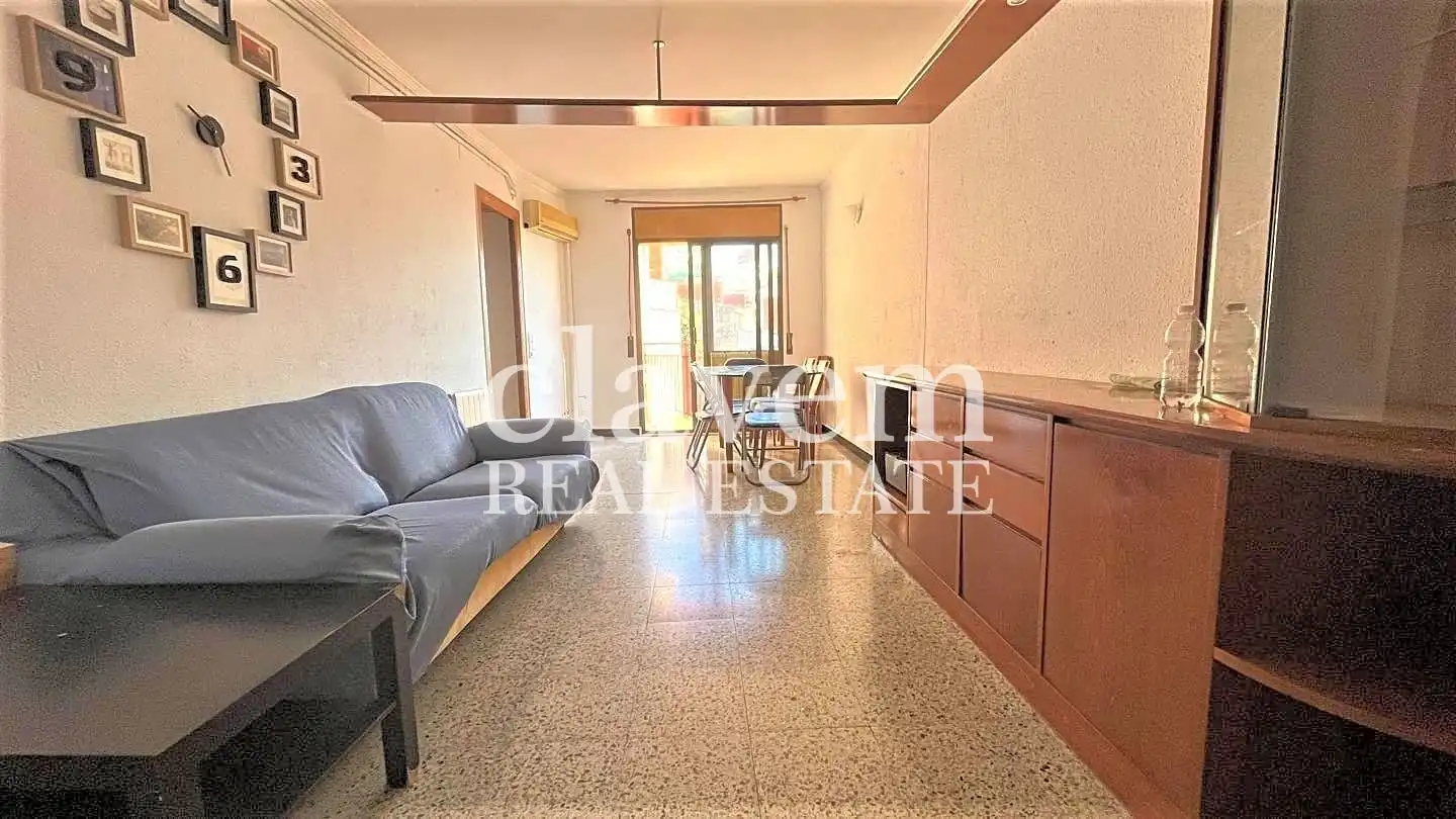 Vista exterior de Ático en venta en Barcelona con Aire acondicionado, Calefacción y Terraza