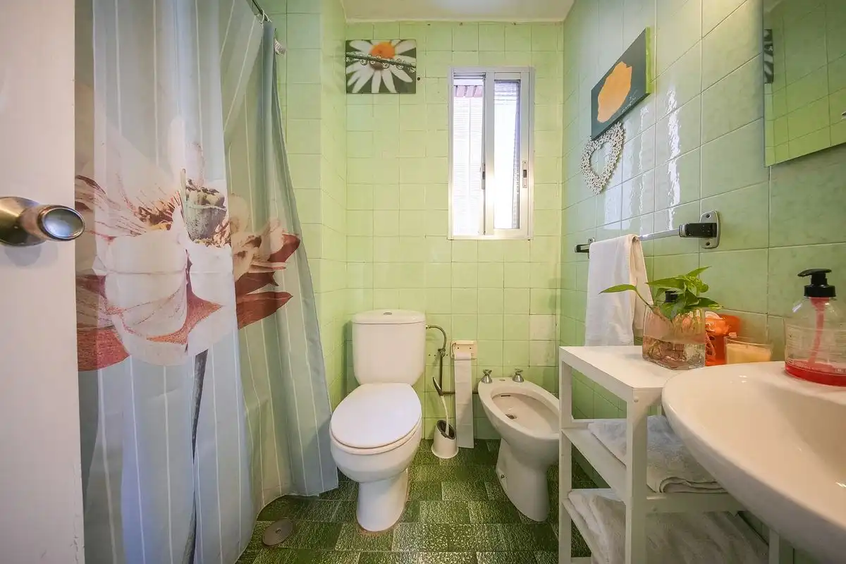Bathroom of Ground floor for sale in Madrid  with Heating