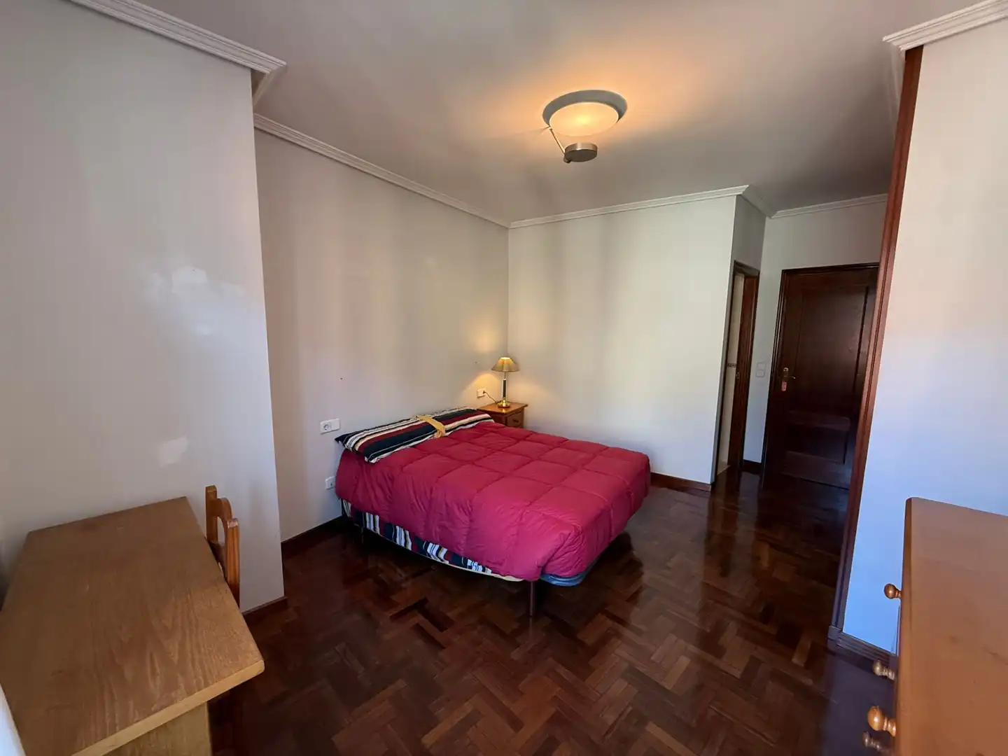 Schlafzimmer von Wohnung zum Verkauf in Oviedo  mit Heizung, Abstellraum und Möbliert