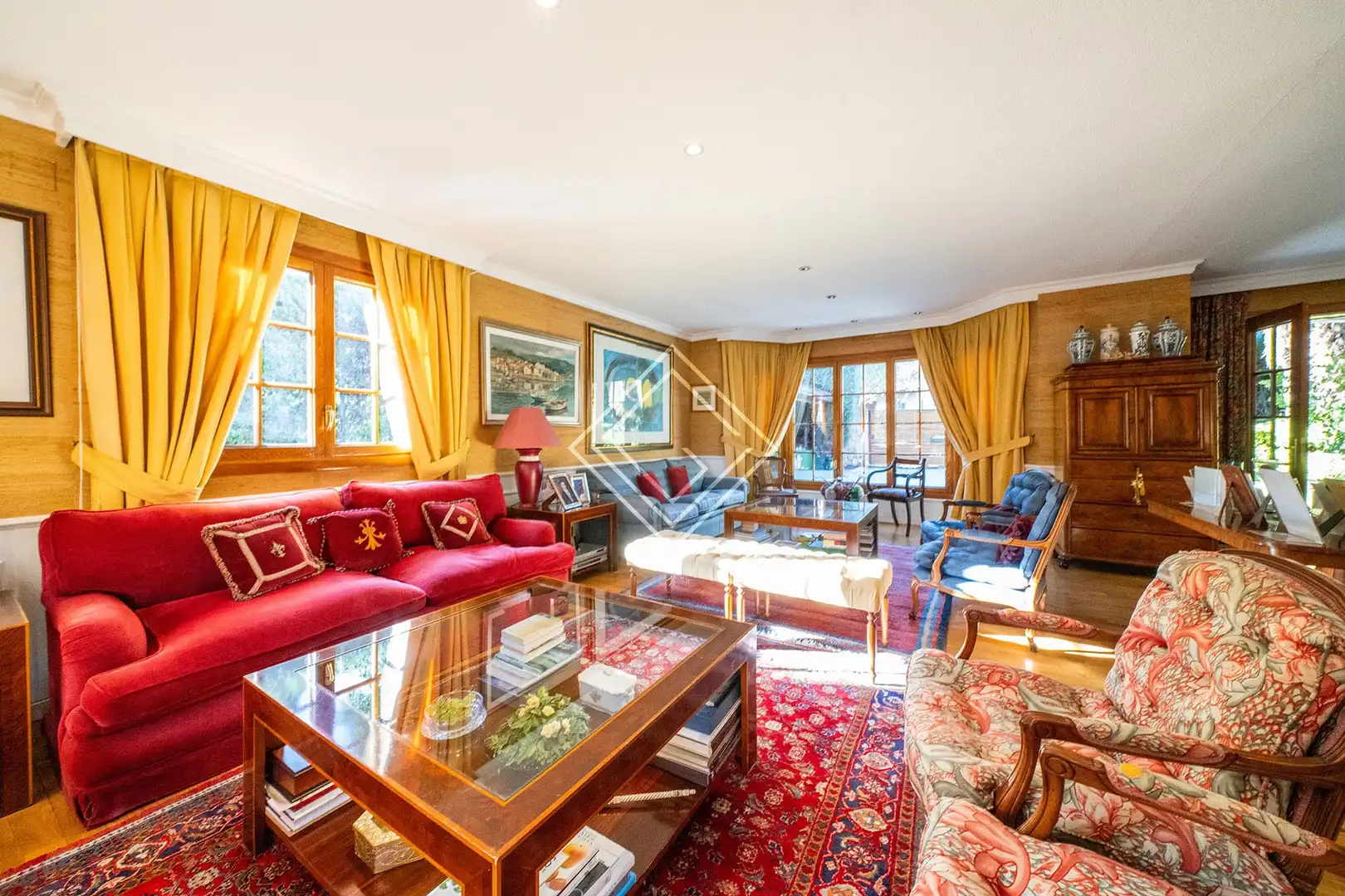 Sala de estar de Casa o chalet en venta en Pozuelo de Alarcón con Aire acondicionado, Calefacción y Jardín privado