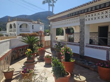 Chalet con piscina en venta en Camí Clavell 194