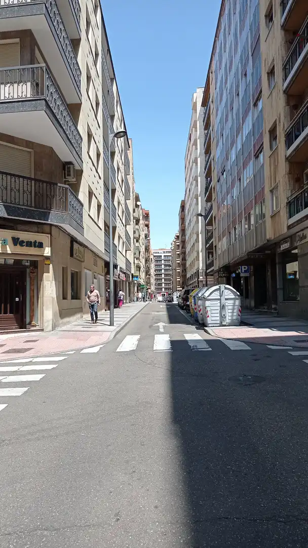 Vista exterior de Local en venta en Salamanca