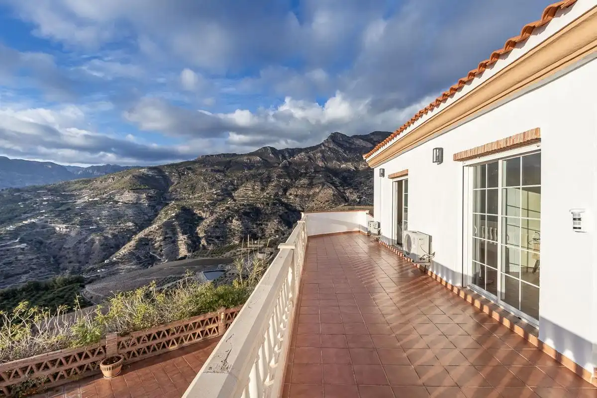 Terraza de Casa o chalet en venta en Jete con Aire acondicionado, Calefacción y Jardín privado