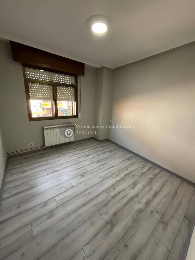 Schlafzimmer von Haus oder Chalet zum Verkauf in Verín mit Heizung und Balkon