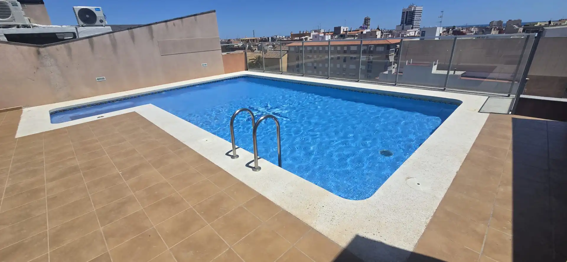 Swimming pool of Flat for rent in Benicarló  with Furnished, Oven and Microwave
