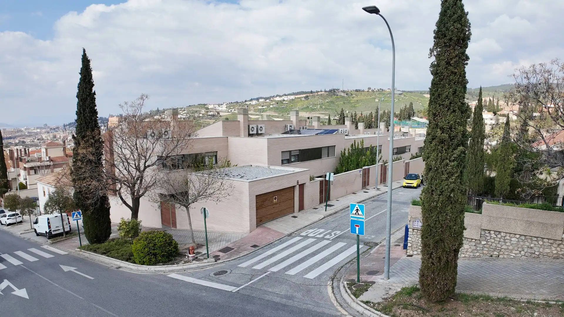 Vista exterior de Casa o chalet en venta en Granada con Aire acondicionado, Calefacción y Terraza