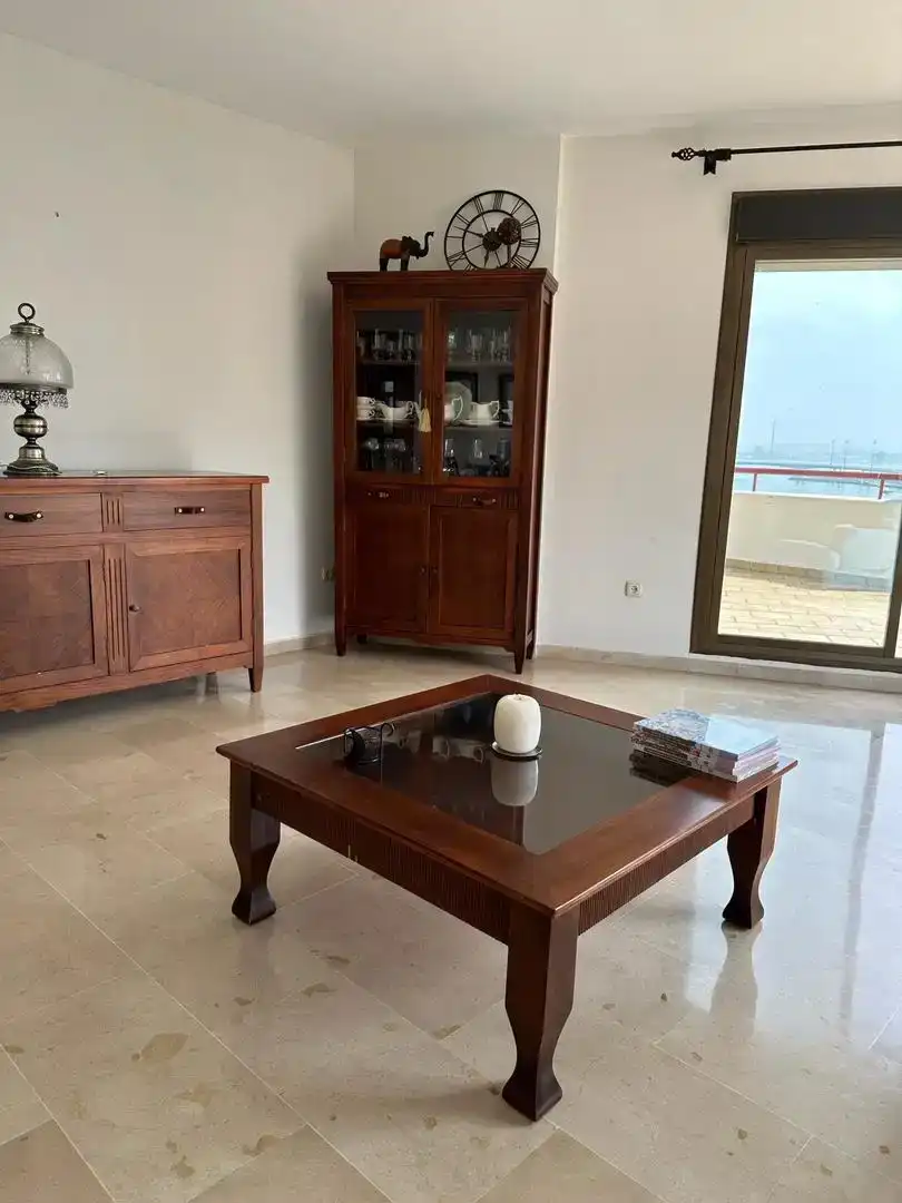 Sala d'estar de Àtic en venda en Algeciras amb Aire condicionat