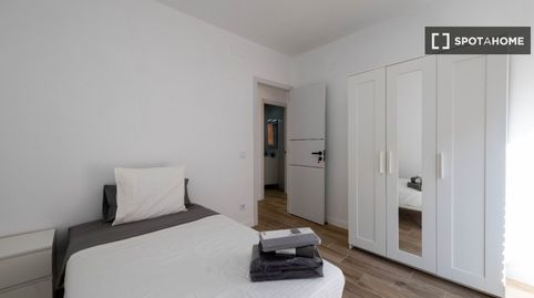 Photo 2 of Room in Llefià, Badalona