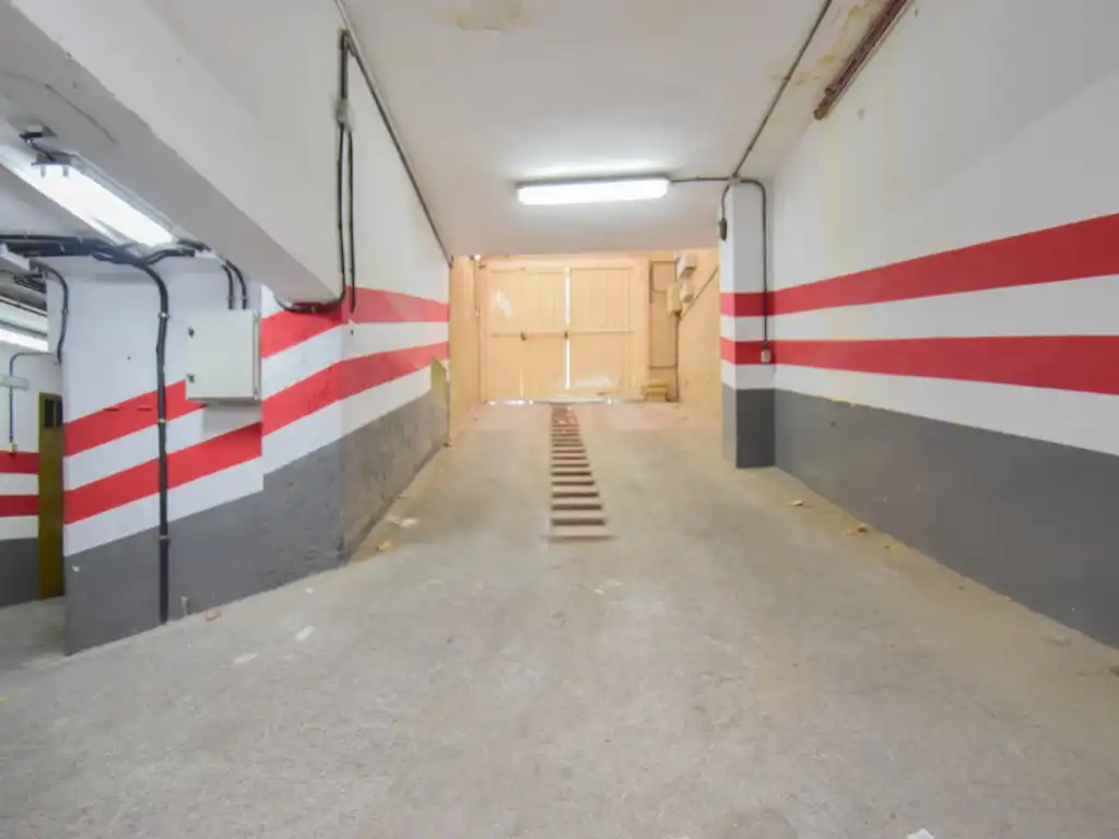 Parking of Flat for sale in Granada  with Heating