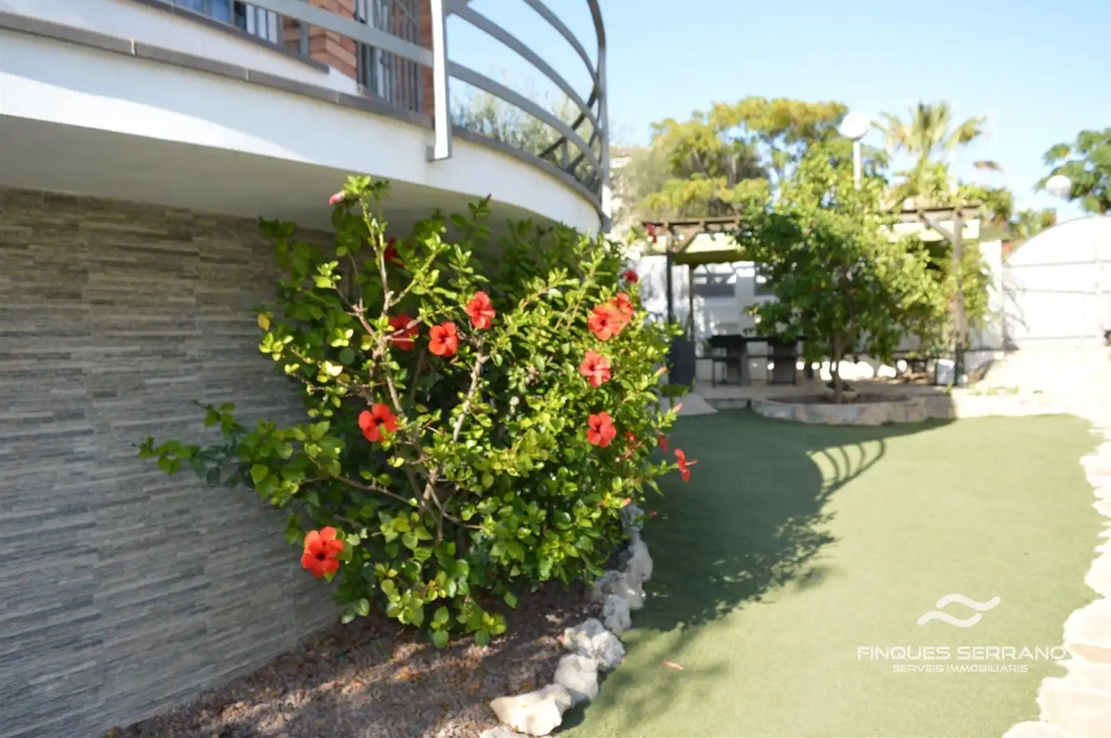 Jardín de Casa o chalet en venta en Vilanova i la Geltrú con Calefacción, Terraza y Trastero