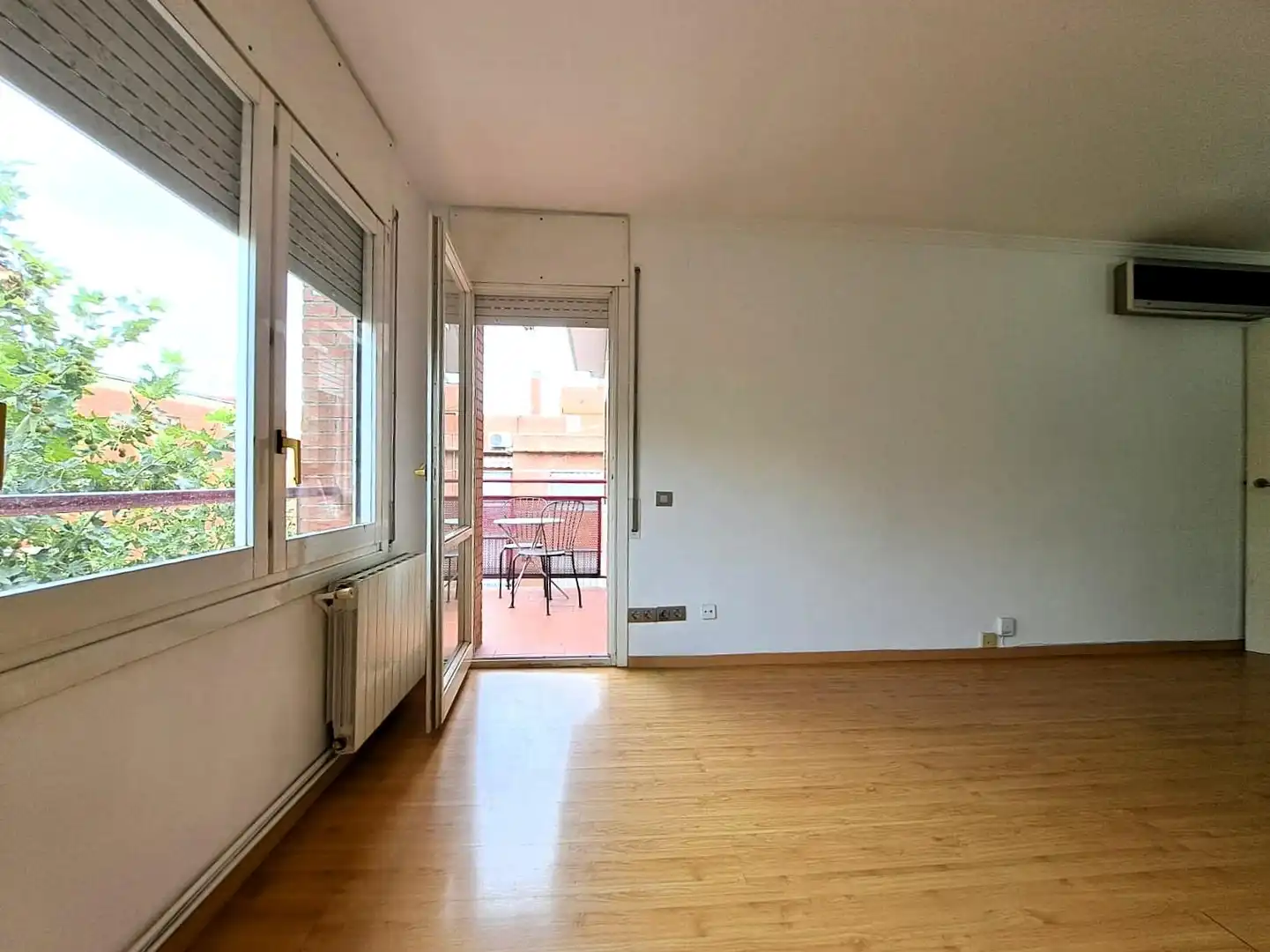 Flat with pool for sale in Sant Andreu de la Barca, imagen 4