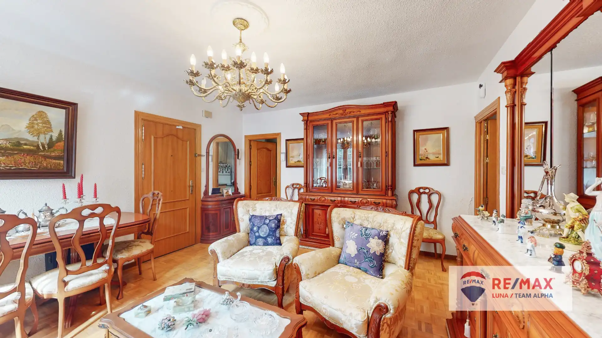 Flat with garden for sale in Calle del General Cadenas Campos 34, imagen 3