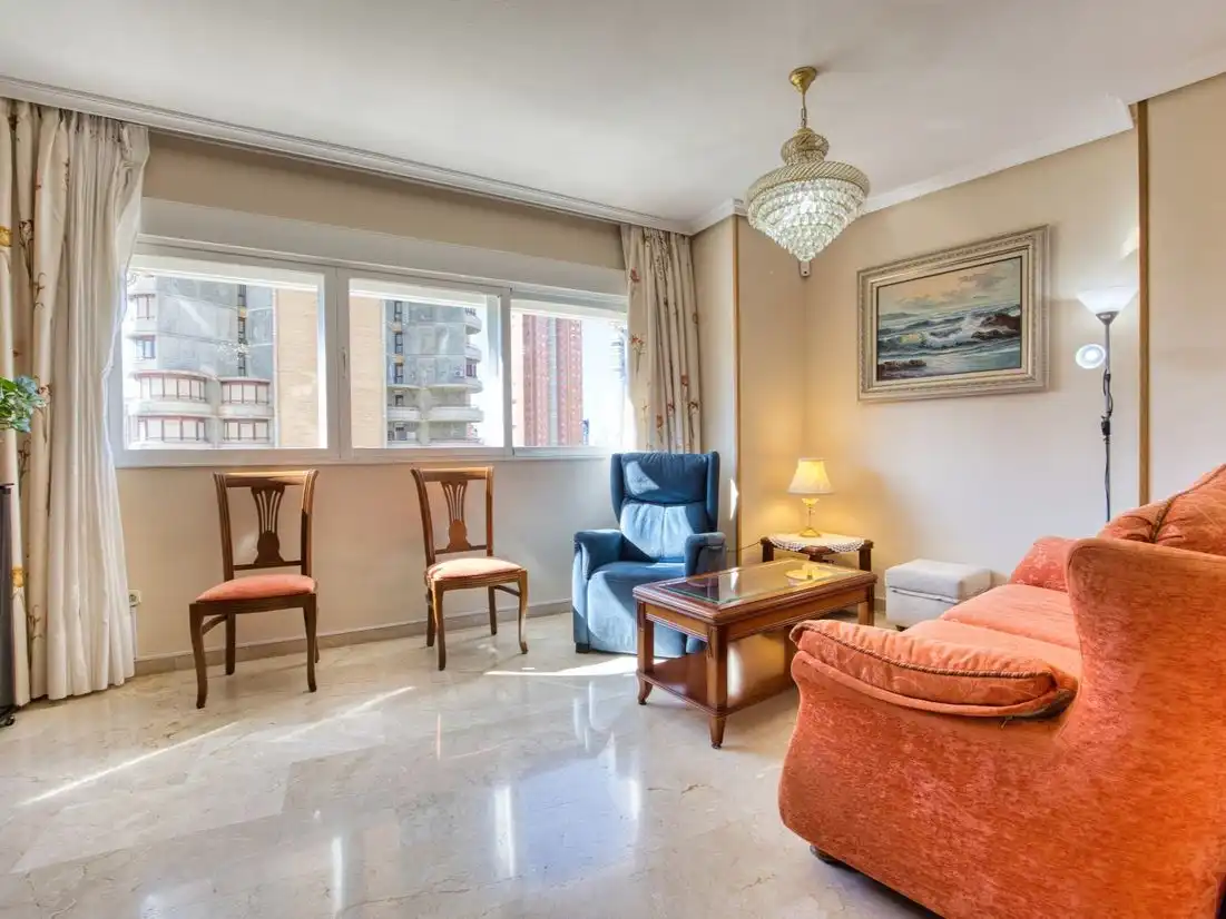Sala d'estar de Pis en venda en Benidorm amb Aire condicionat, Terrassa i Balcó