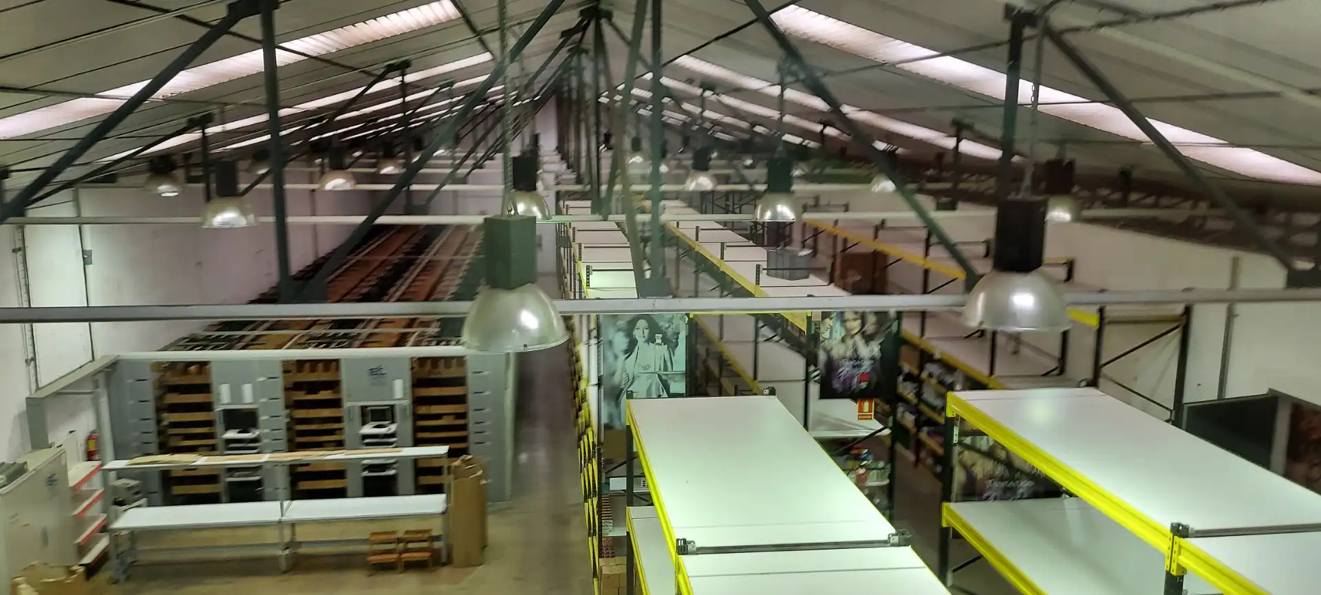 Nave industrial en venta en Sabadell