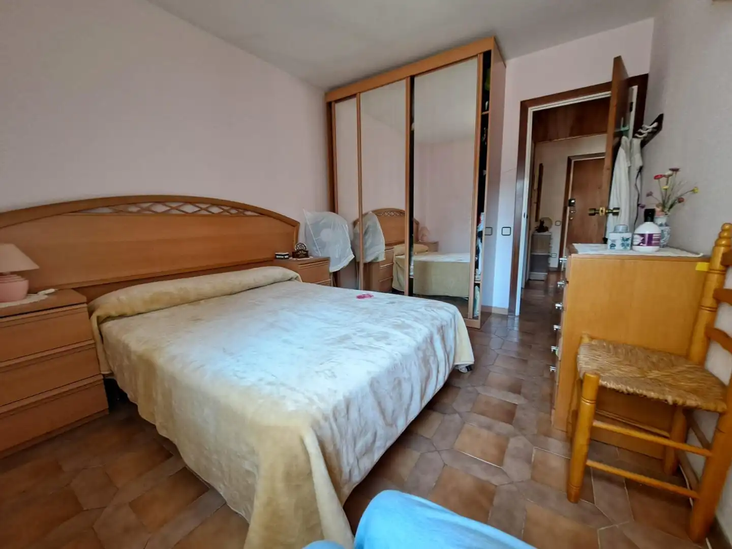 Bedroom of Apartments for sale in Pineda de Mar