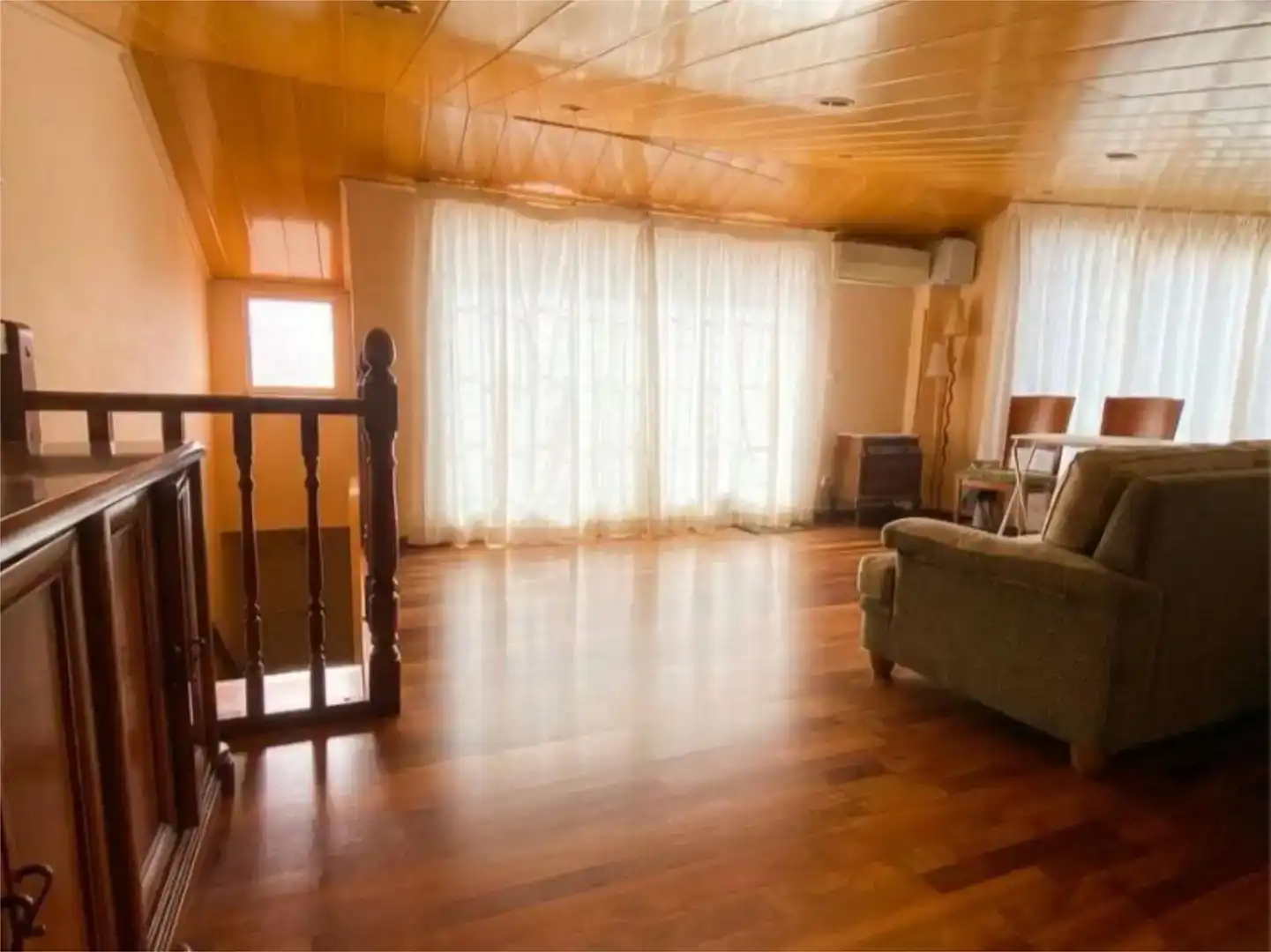 Sala d'estar de Pis en venda en Manresa amb Aire condicionat