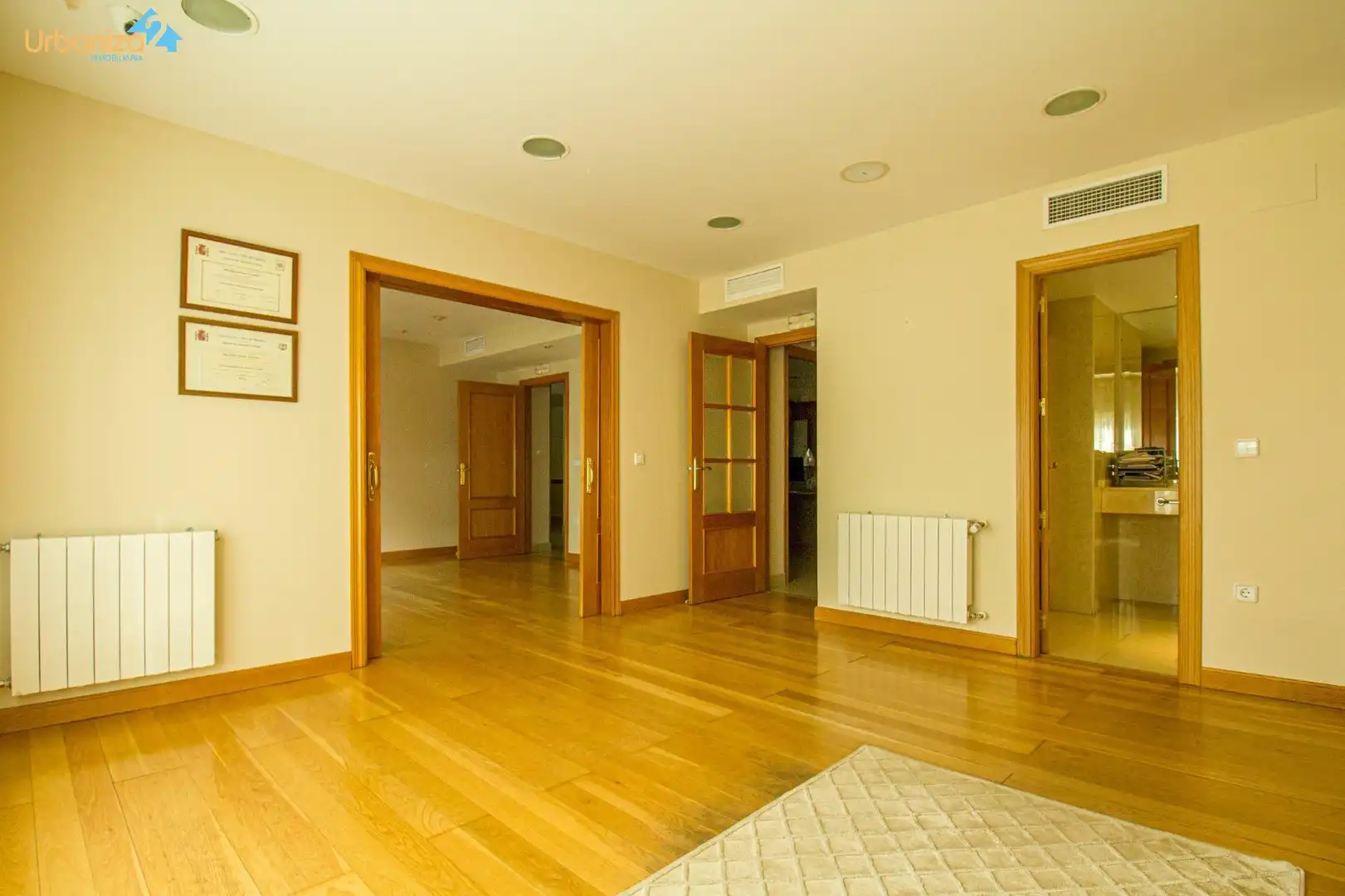 Büro zum Verkauf in Badajoz mit Klimaanlage und Abstellraum