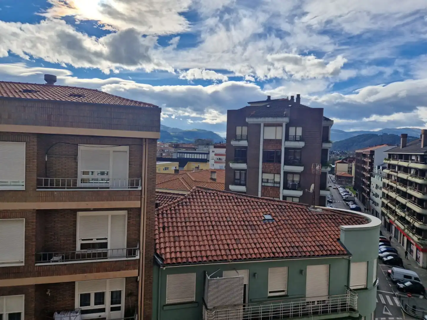 Vista exterior de Piso en venta en Torrelavega  con Calefacción