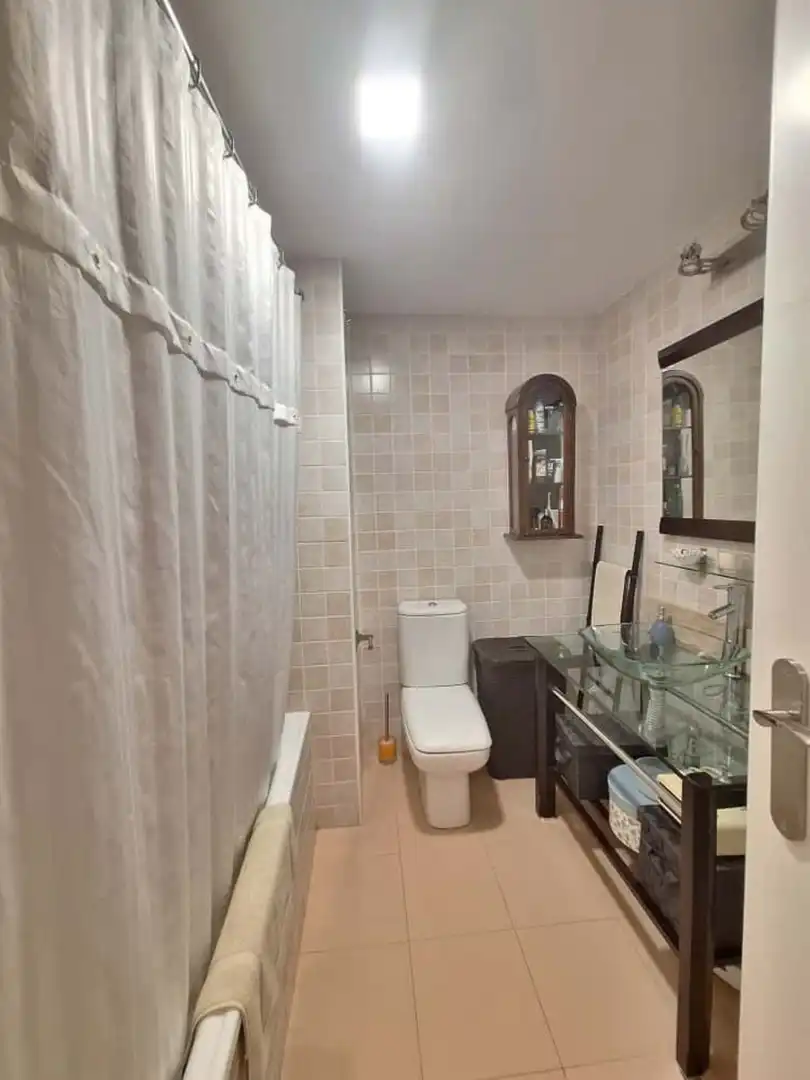 Baño de Apartamento en venta en Marbella