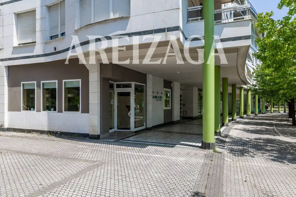Local de lloguer en Donostia - San Sebastián 