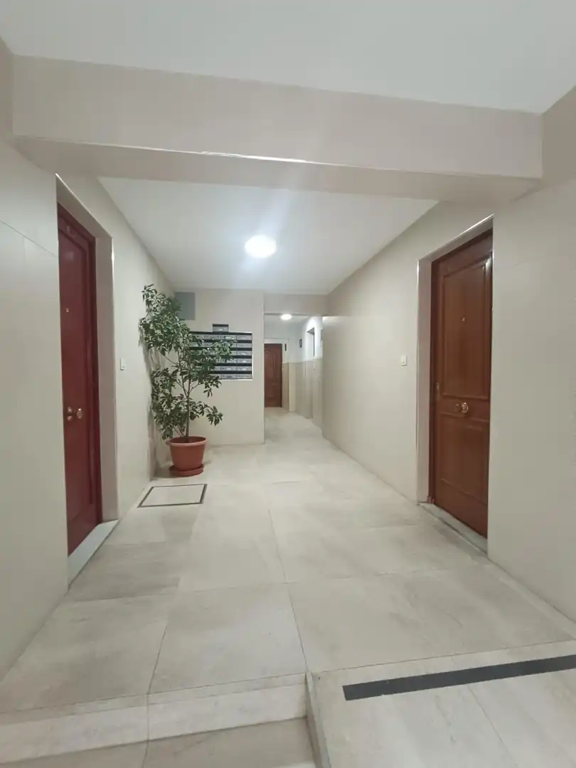 Flat for sale in Sevilla  with Air Conditioner and Furnished