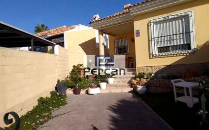 Exterior view of Single-family semi-detached for sale in Mutxamel  with Private garden and Community pool