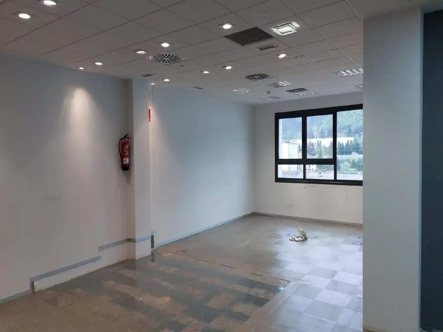Büro zum Verkauf in Derio