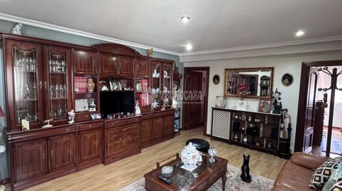Foto 5 de Piso en venta en C. Marqués de Sta. María del Villar, San Mamés - La Palomera, León Capital