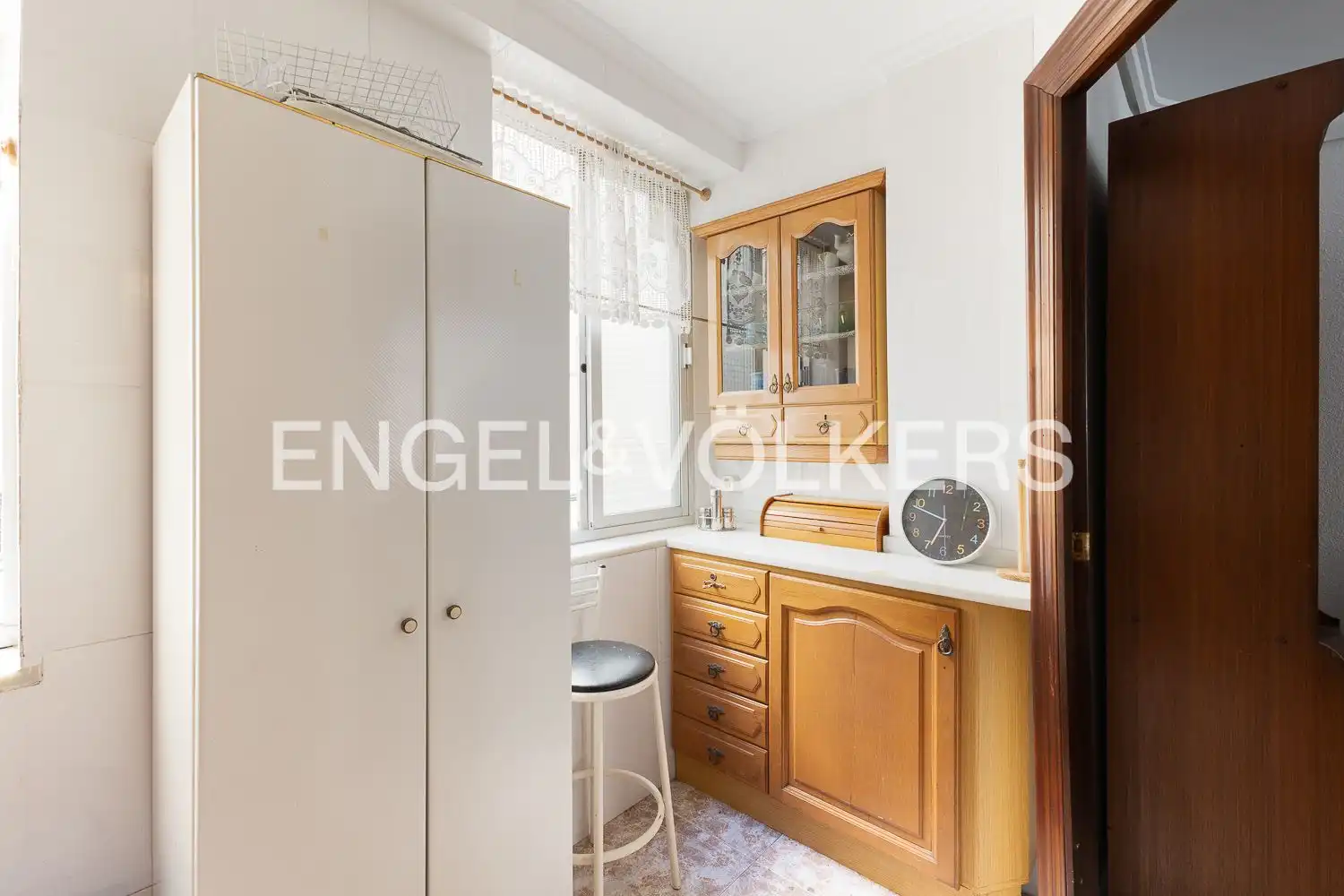 Kitchen of Flat for sale in Valencia  with Heating, Storage room and Balcony