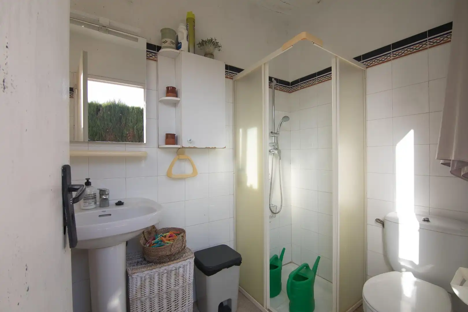 Bany de Casa o xalet en venda en Elche / Elx amb Aire condicionat, Calefacció i Jardí privat