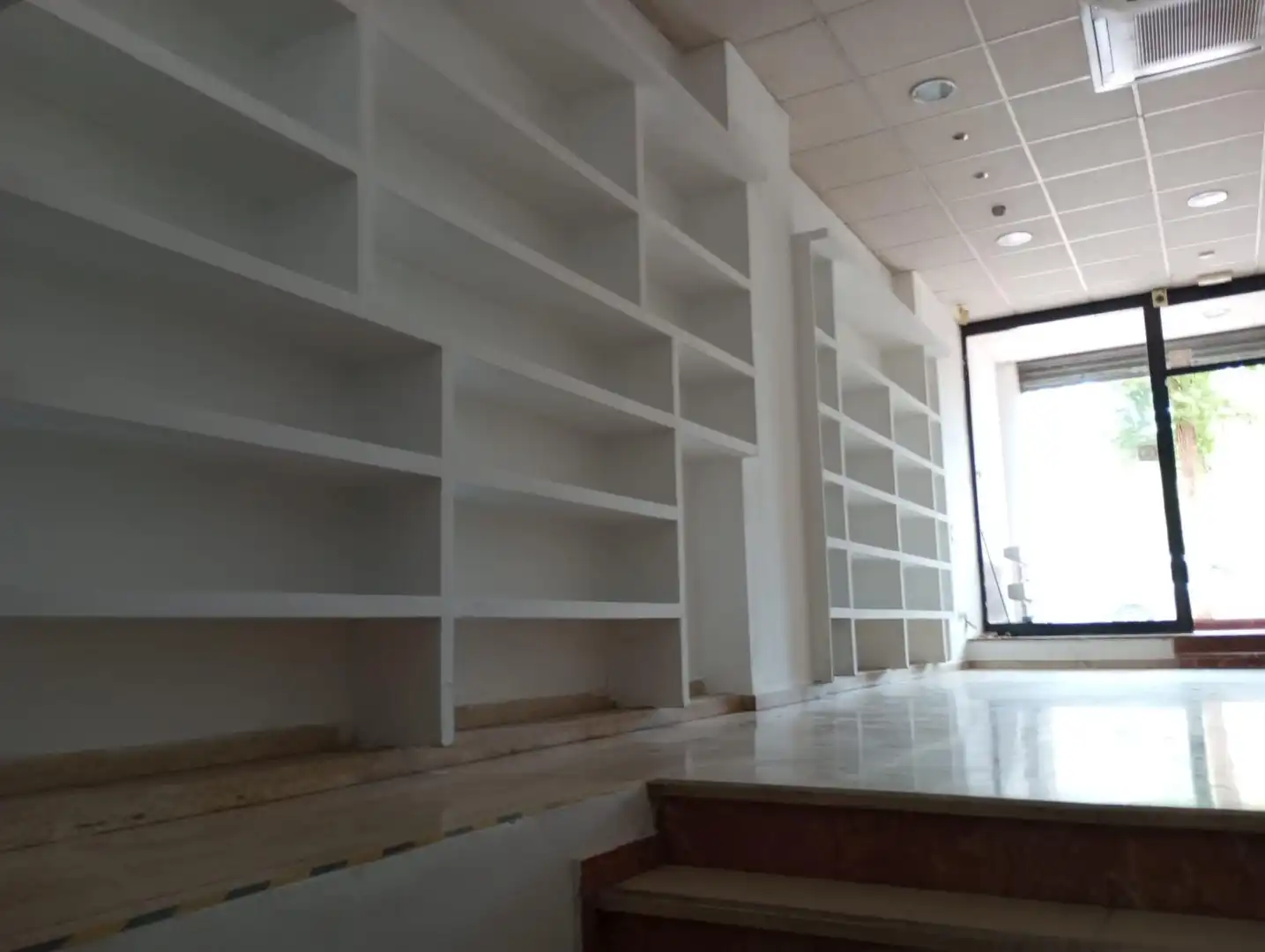 Büro zum Verkauf in Marquès de Montoliu 14