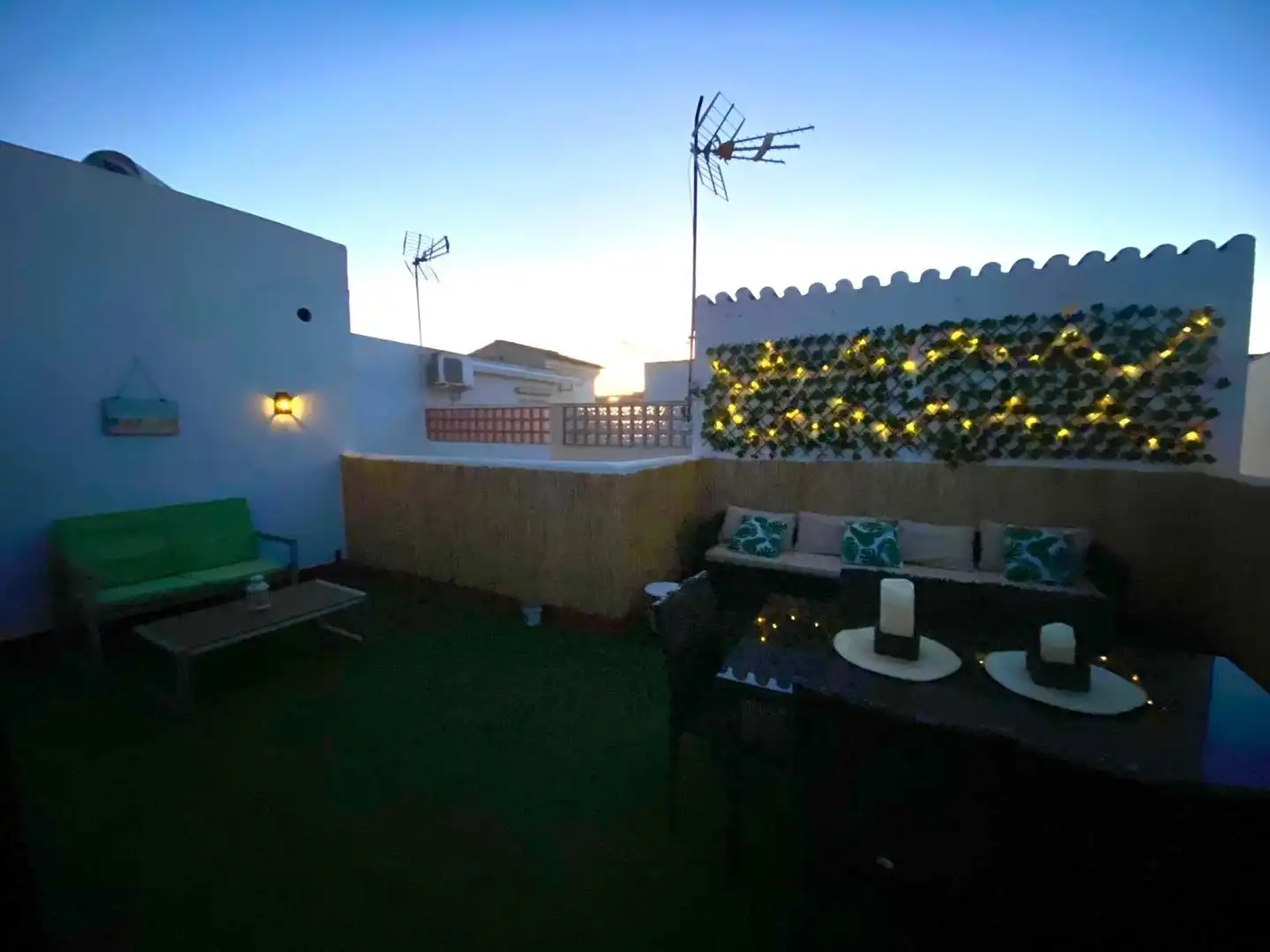 Duplex avec piscine à louer à Roquetas de Mar ciudad