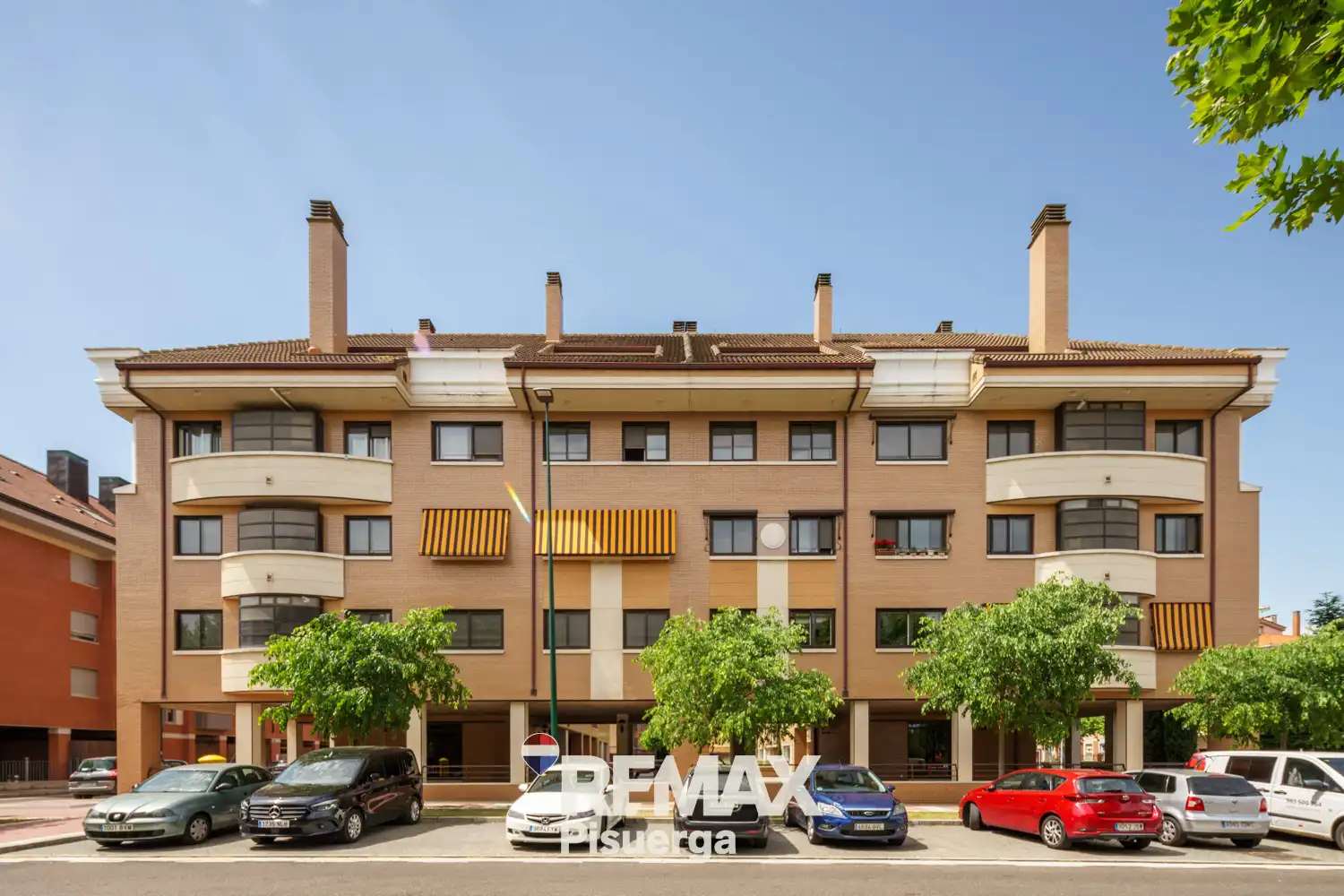 Vista exterior de Piso en venta en Valladolid con Aire acondicionado, Calefacción y Jardín privado