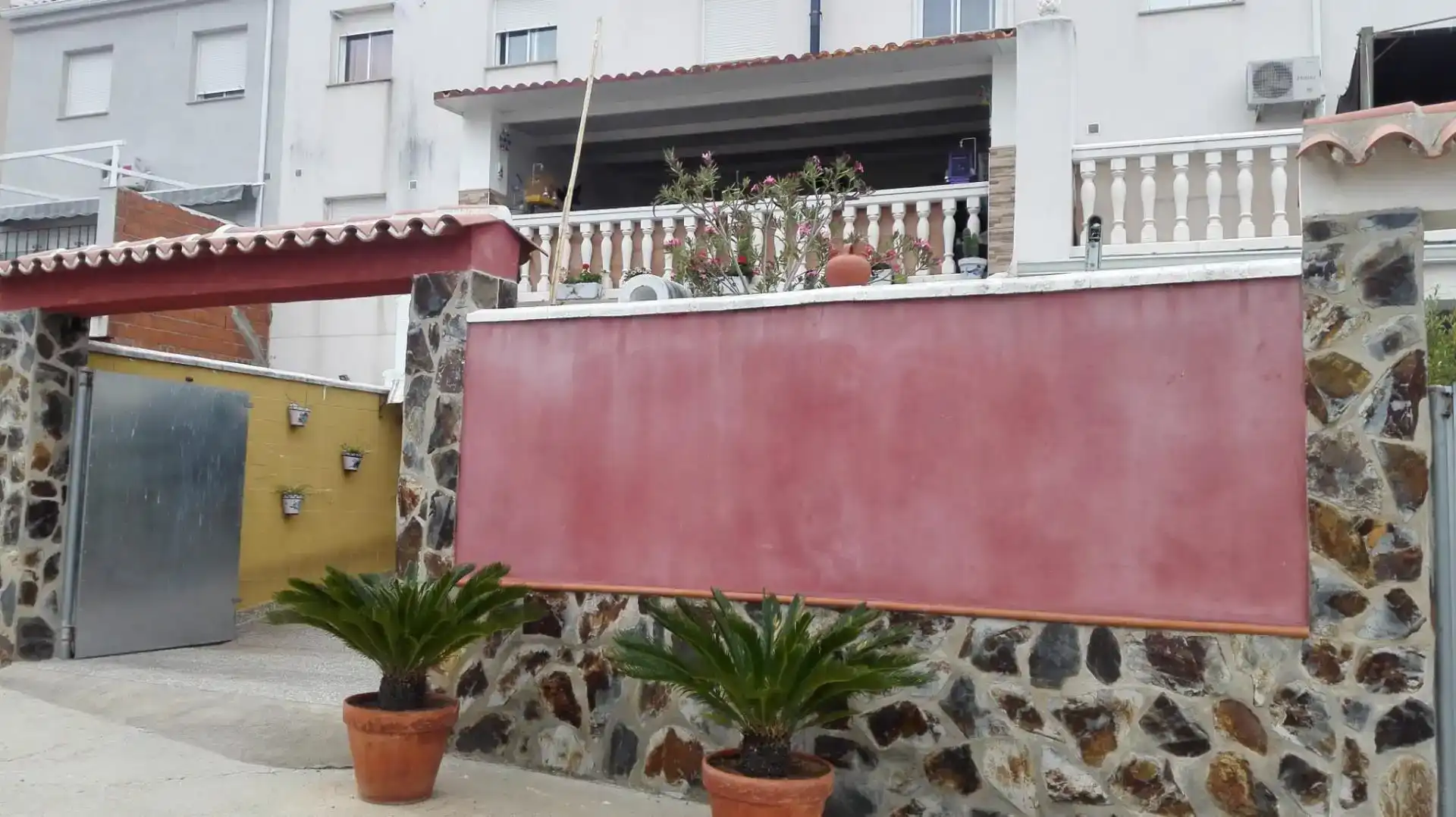 Vista exterior de Casa adosada en venta en San Pedro de Mérida, Badajoz