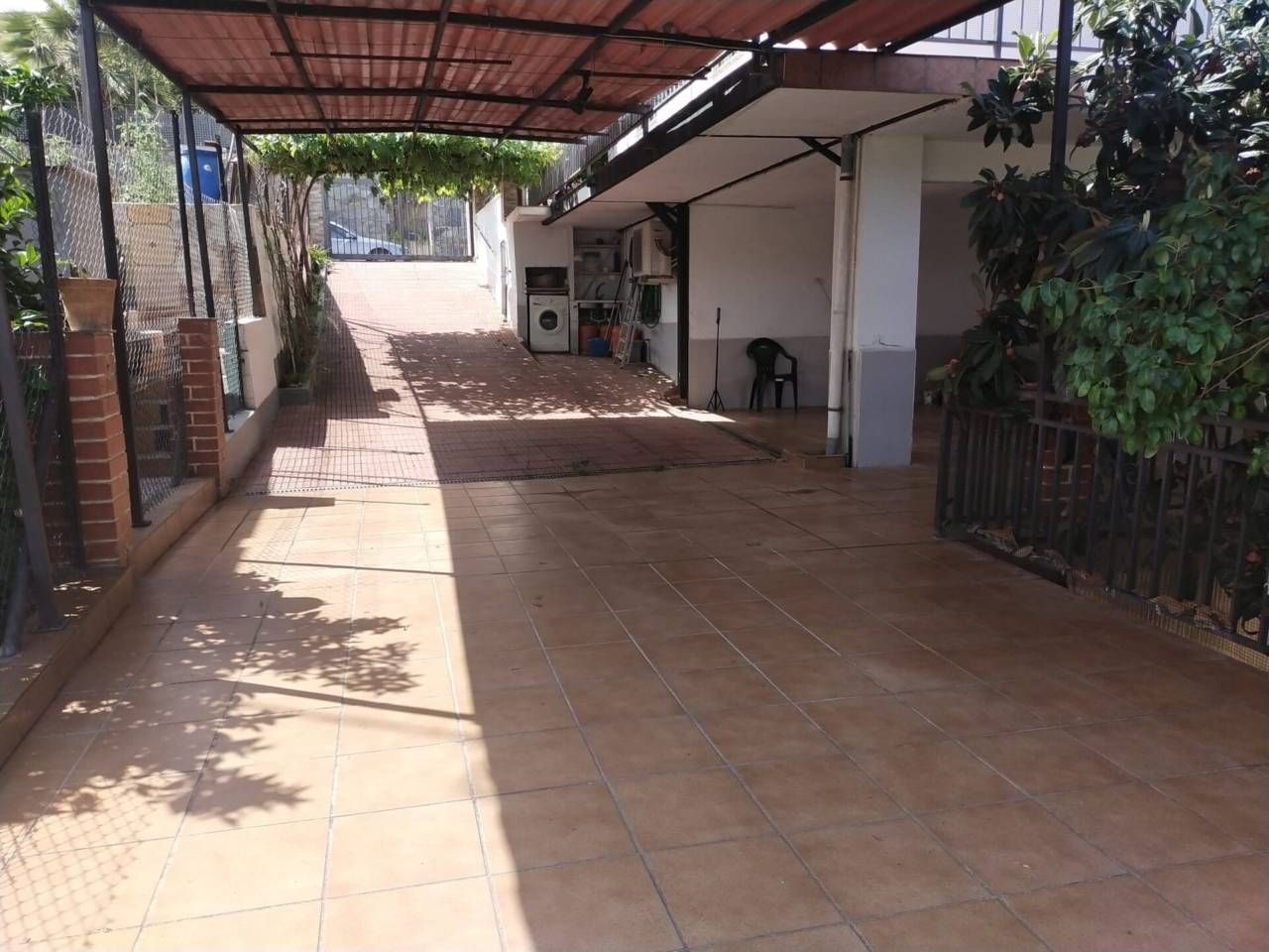 Vista exterior de Casa o chalet en venta en Terrassa con Aire acondicionado, Calefacción y Jardín privado