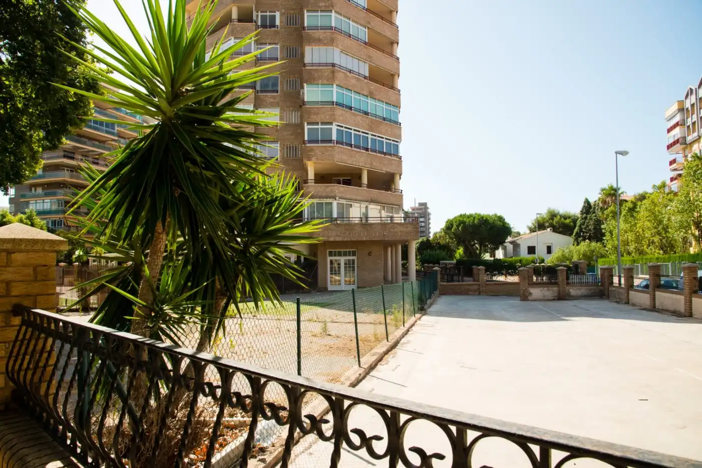 Exterior view of Commercial properties for sale in Benicasim / Benicàssim