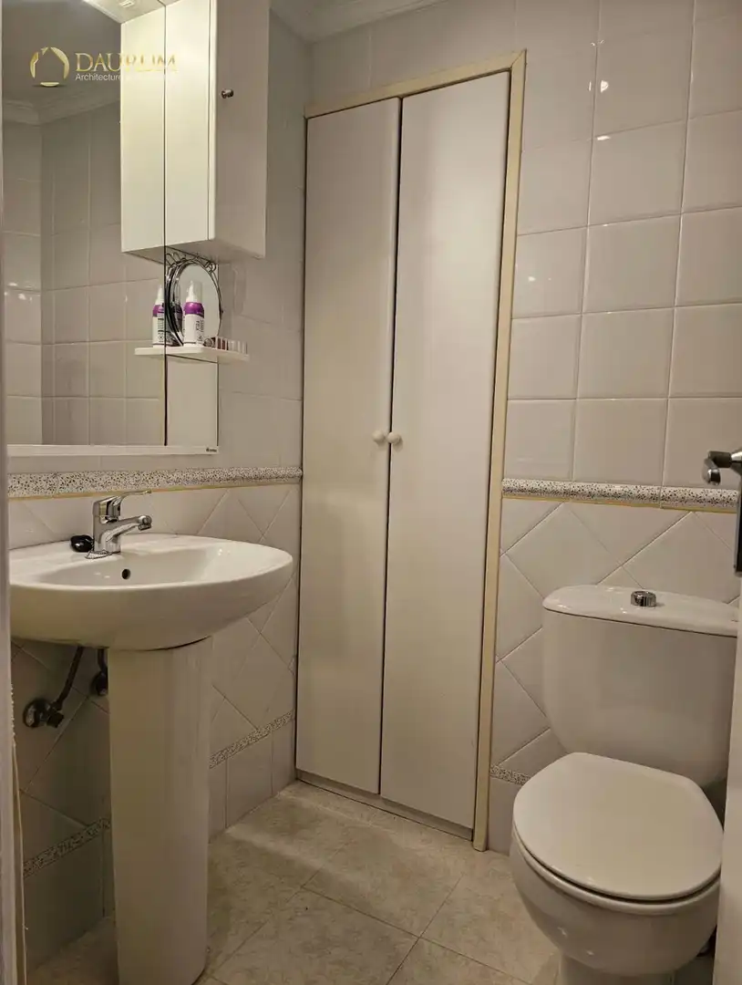 Baño de Piso en venta en Sevilla con Aire acondicionado y Terraza