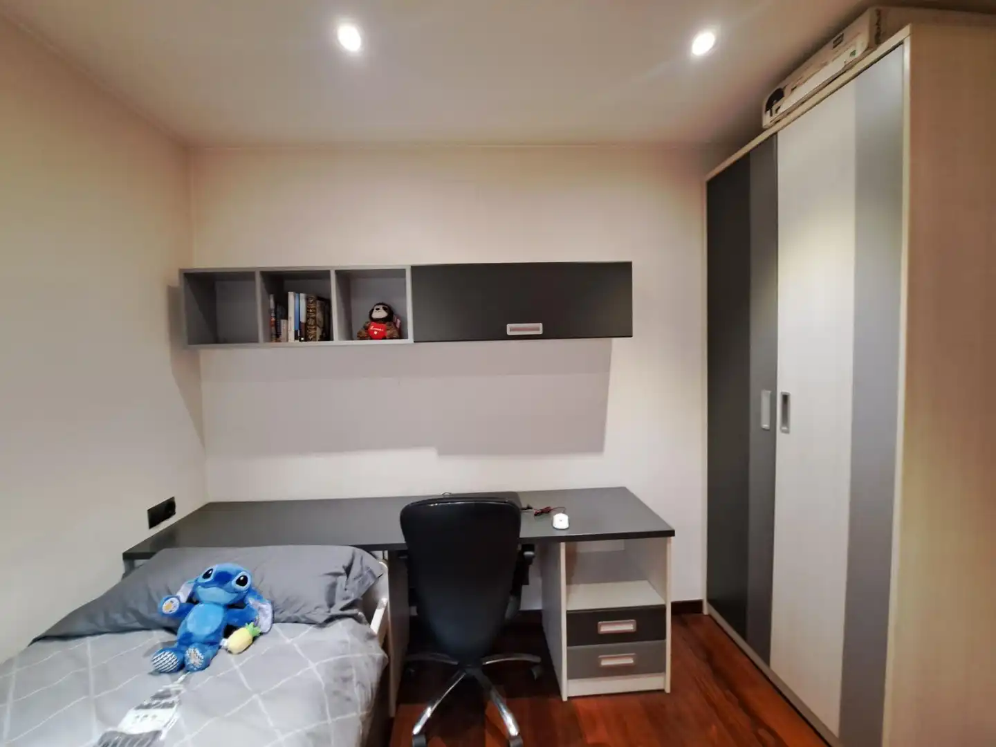 Dormitori de Casa adosada en venda en Mollerussa amb Calefacció, Parquet i Terrassa
