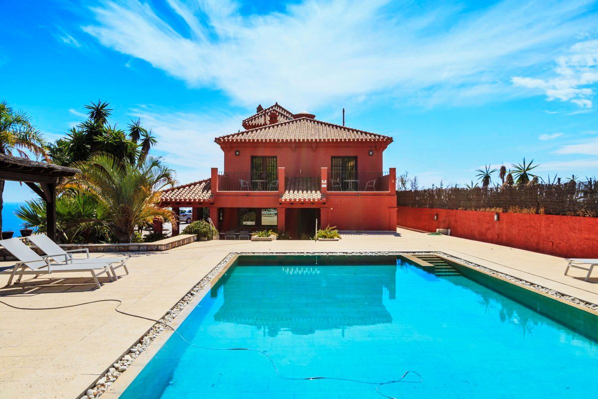 Piscina de Casa o chalet en venta en Almuñécar