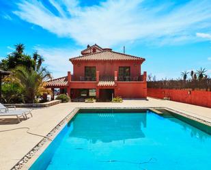 Piscina de Casa o xalet en venda en Almuñécar